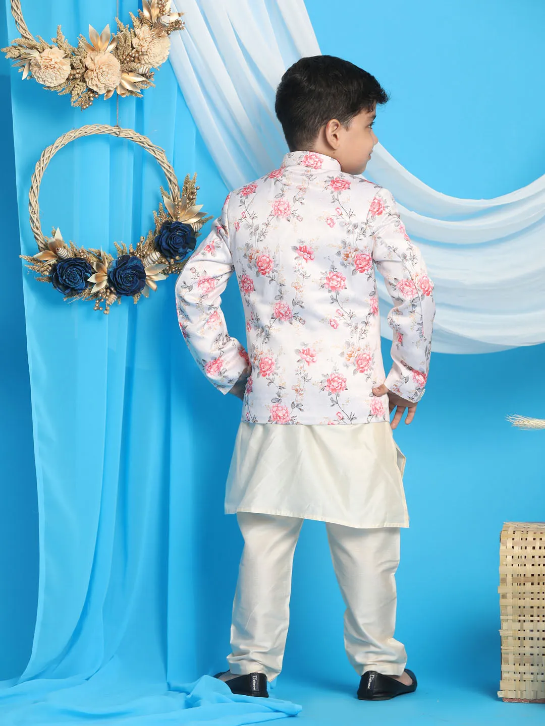Jashvi Baap Beta Peach Floral Print Jodhpuri With Cream Solid Kurta And Pyjama Set.