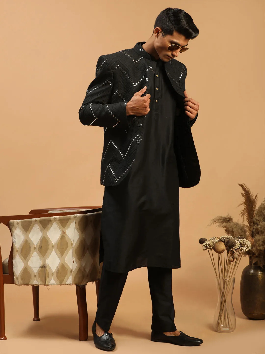 Jashvi Men's Black Mirror Jodhpuri With Kurta Pant Set