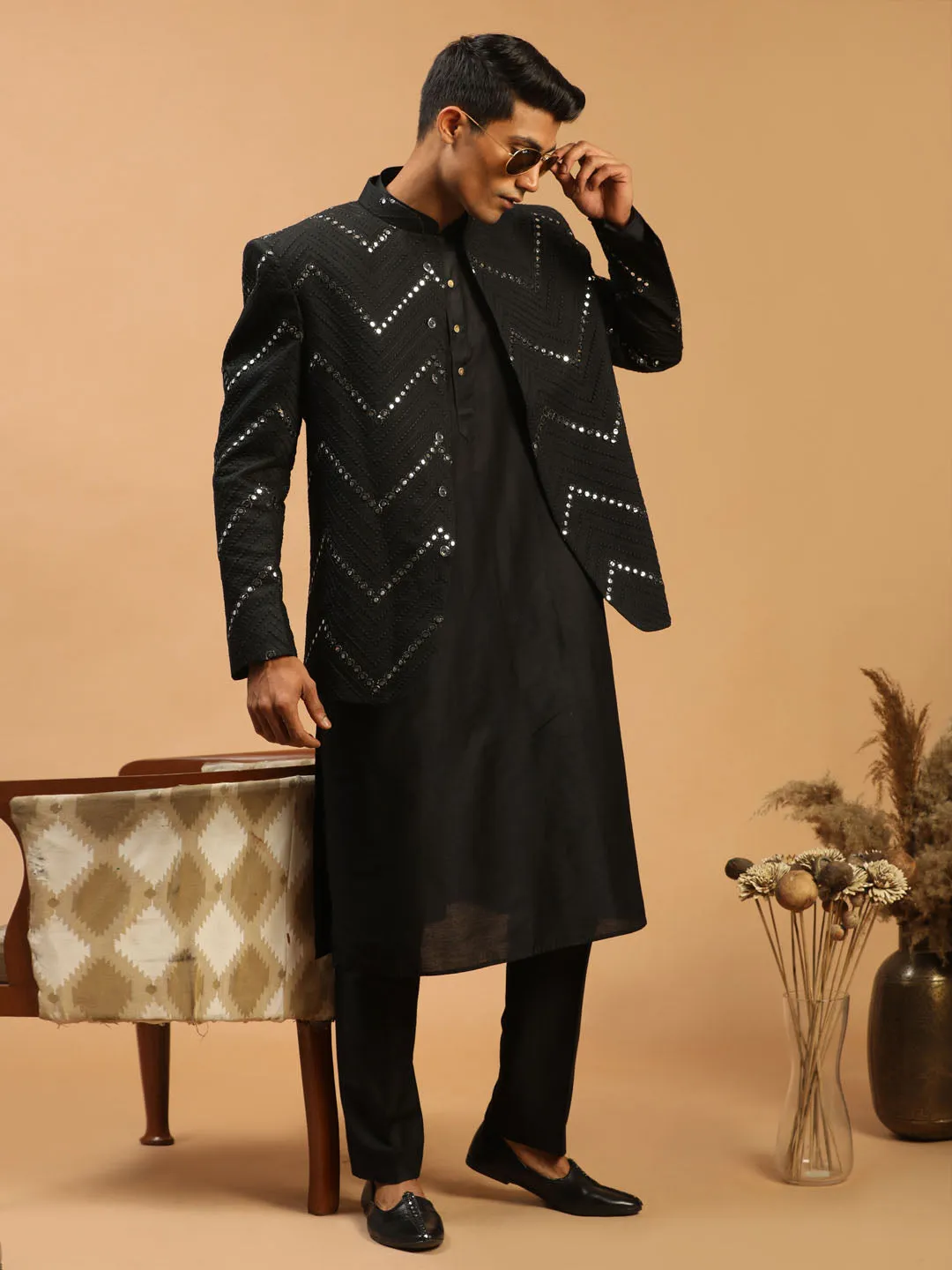 Jashvi Men's Black Mirror Jodhpuri With Kurta Pant Set