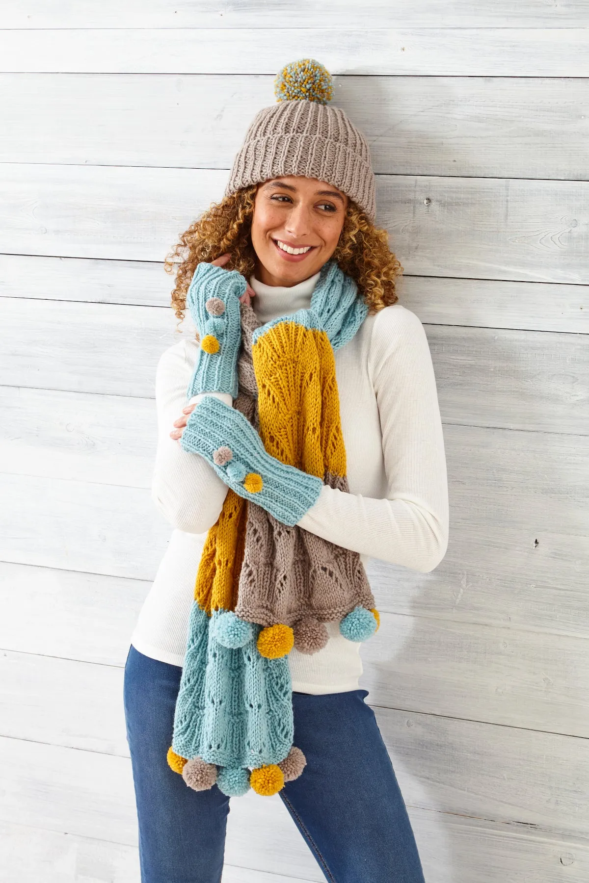 King Cole Chunky Knitting Pattern - Ladies Easy Lace Accessories (5889)