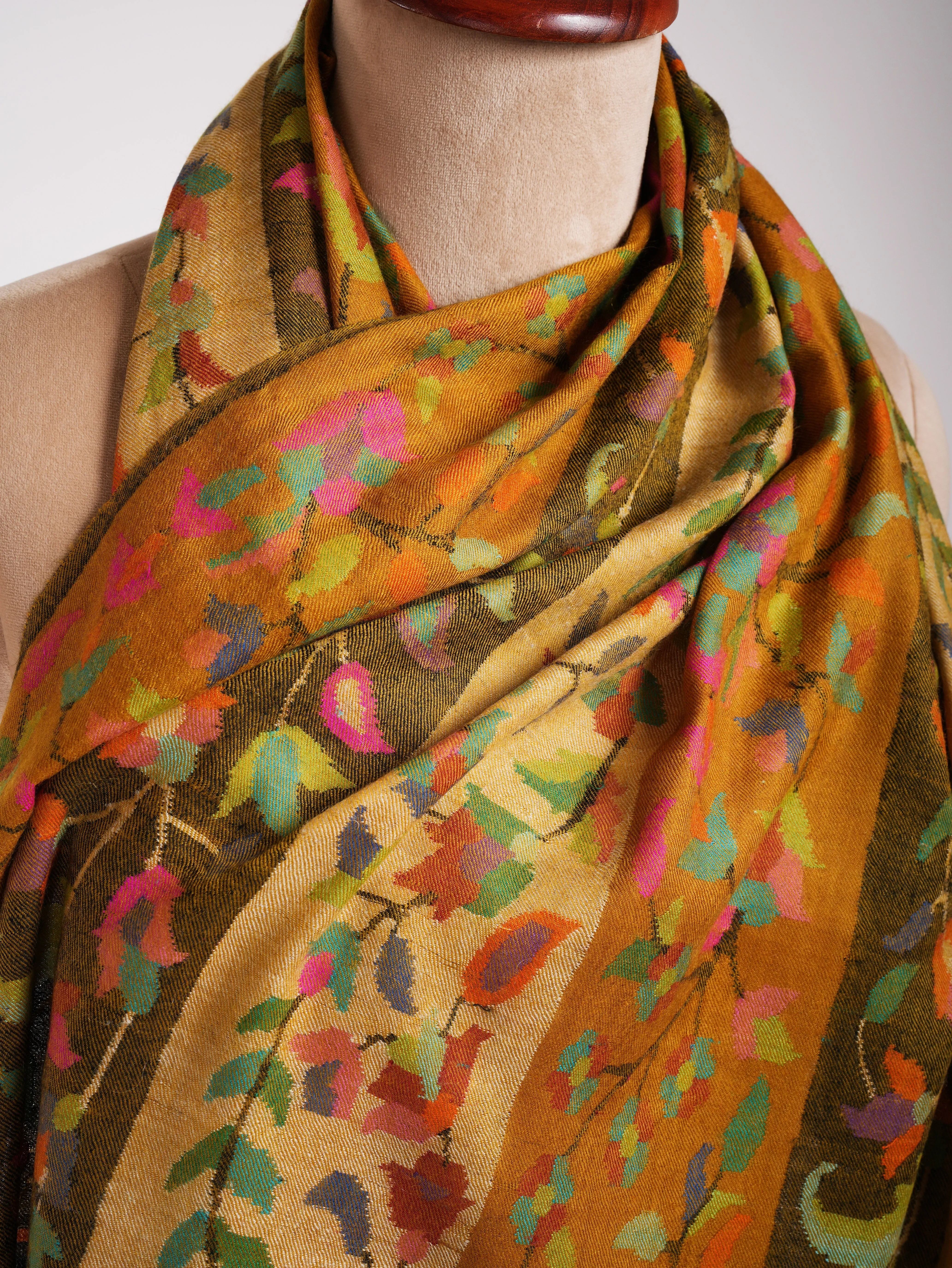 Stripes Handmade Kashmiri Kani Pashmina Jamavar Shawl